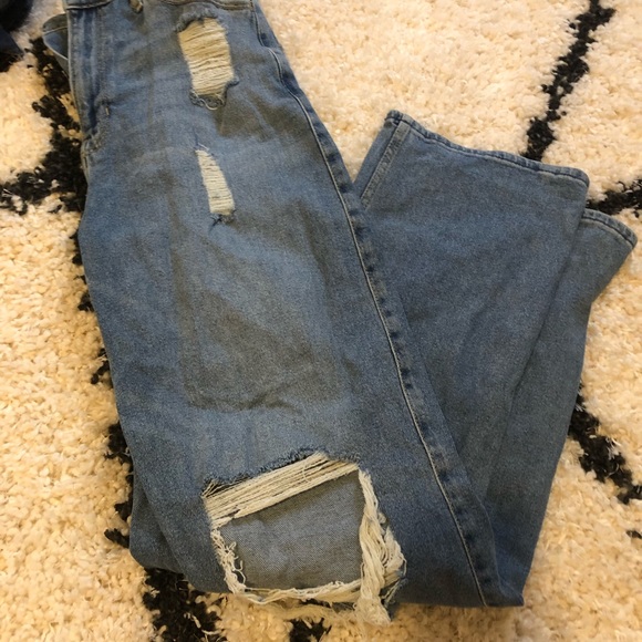Hollister 5L super high rise distressed dad jeans - Picture 5 of 5